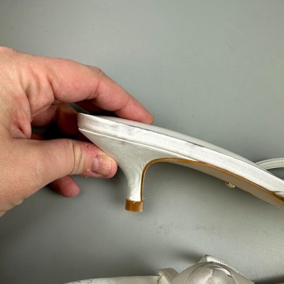 RAYE Ali Sandal in Ivory - Picture 6 of 9